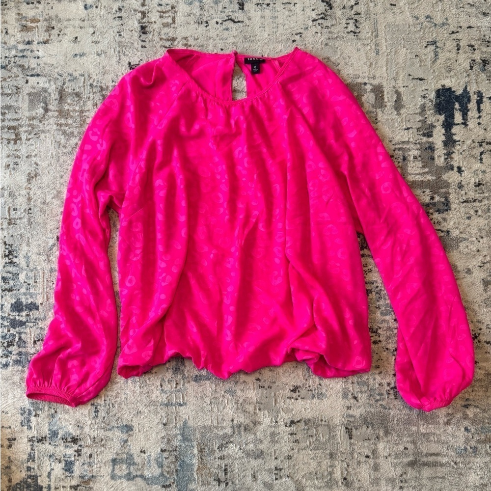 Torrid Vibrant Pink Women's Top size 10 (torrid 0)